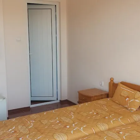بيت ضيافة Къща За Гости Теди *
